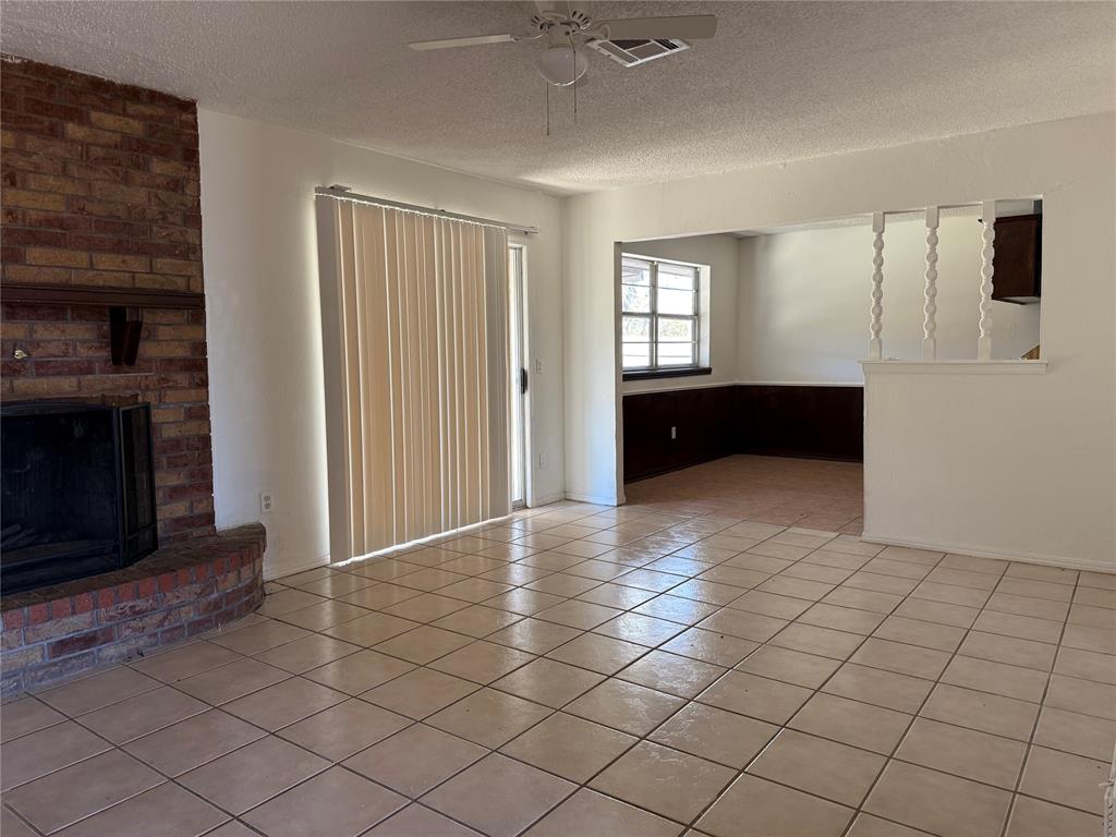 109 S PATTERSON Drive