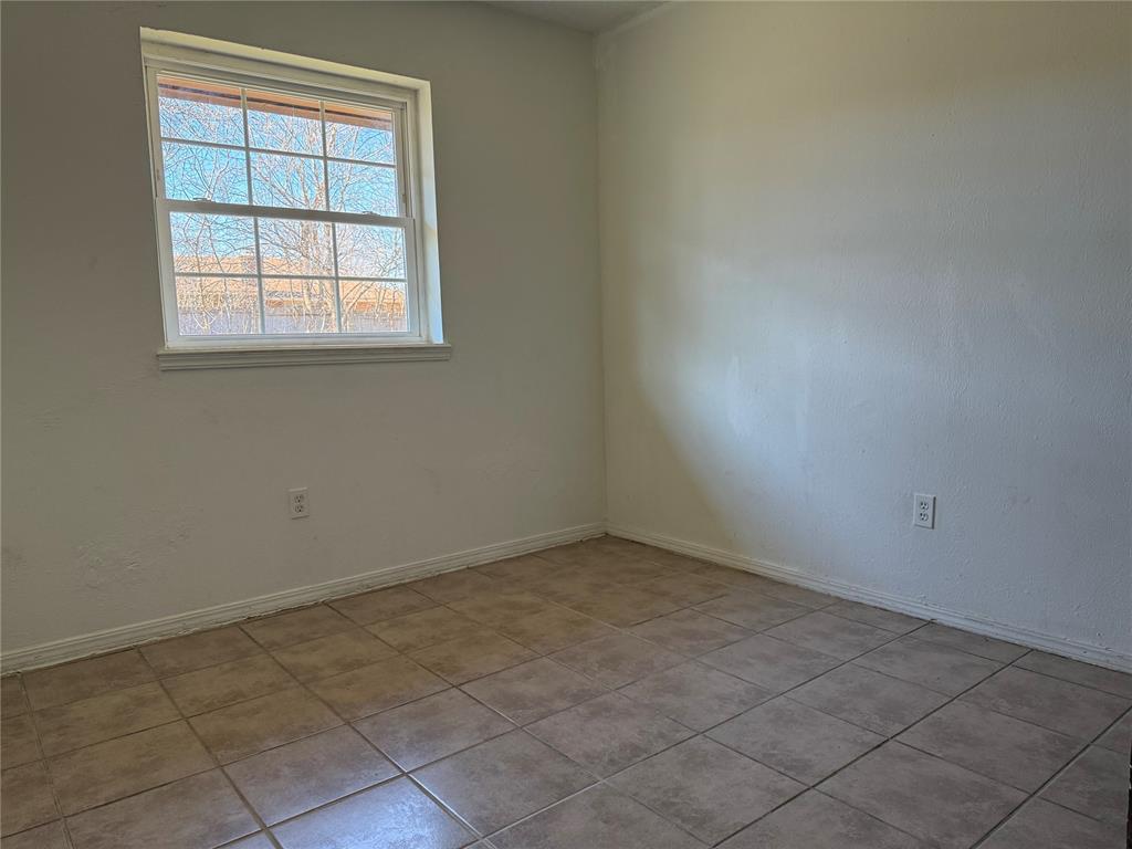 109 S PATTERSON Drive