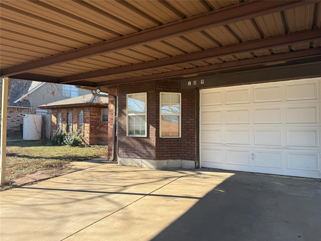 109 S PATTERSON Drive