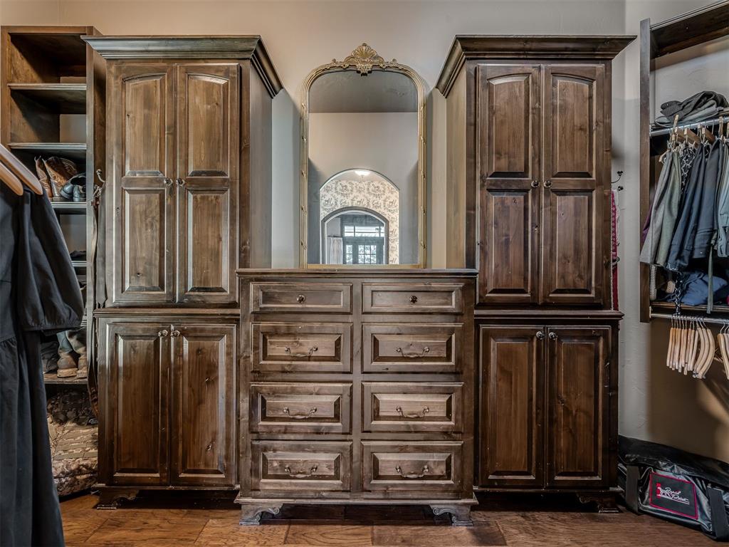 10925 San Lorenzo Drive