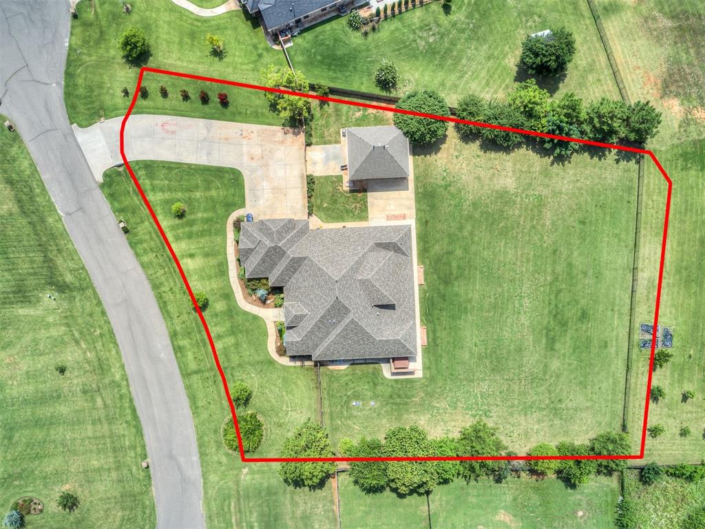 10925 San Lorenzo Drive