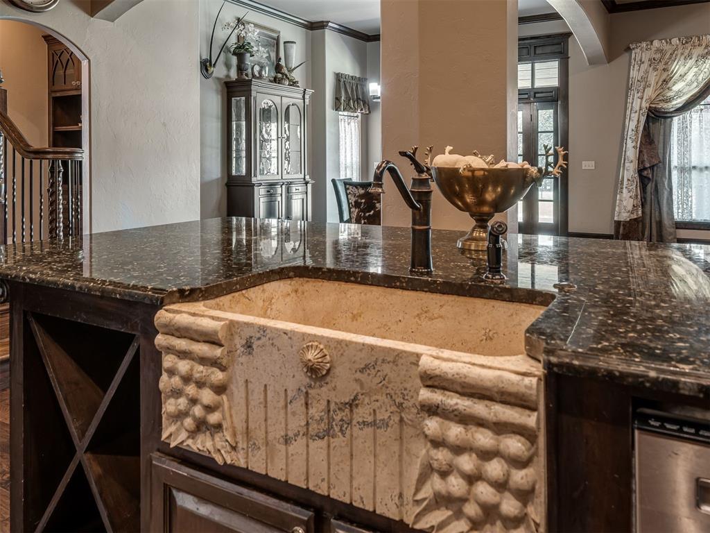 10925 San Lorenzo Drive