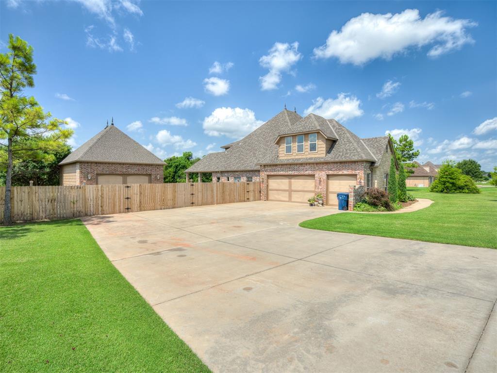 10925 San Lorenzo Drive