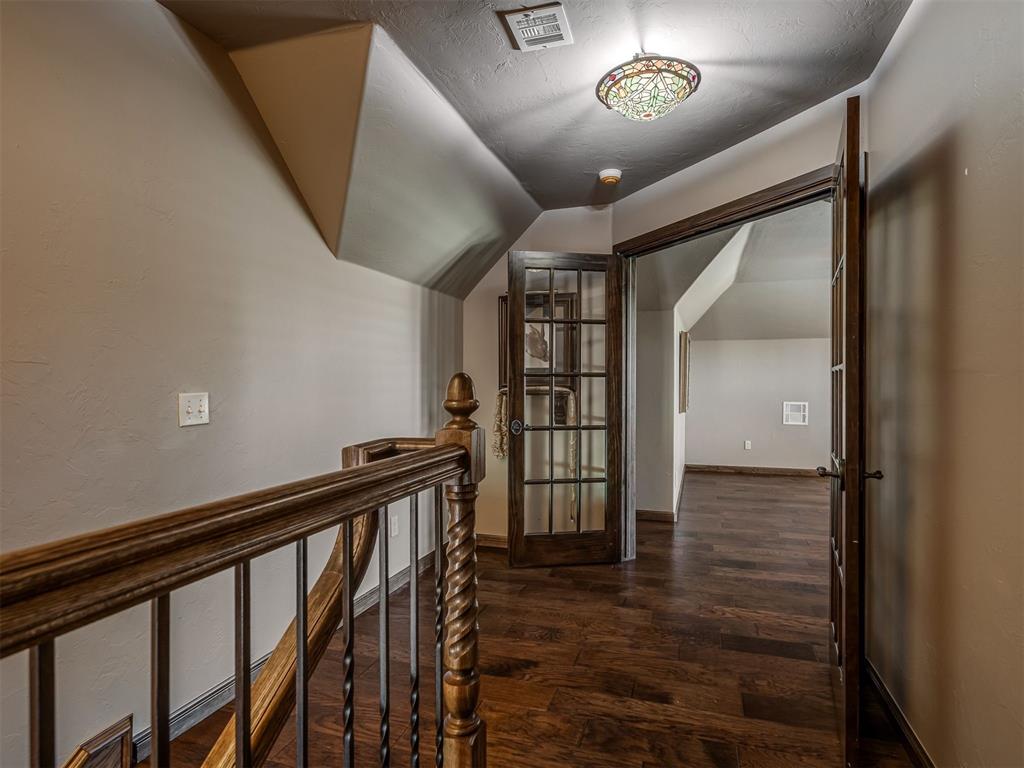 10925 San Lorenzo Drive