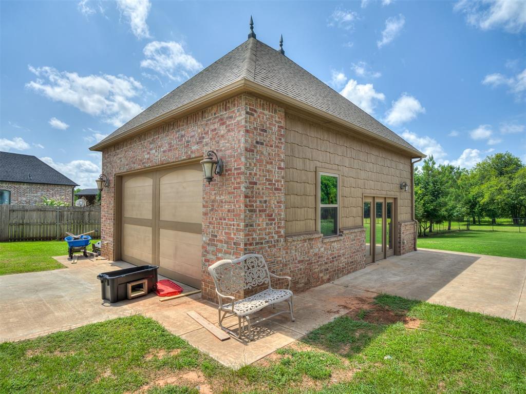 10925 San Lorenzo Drive