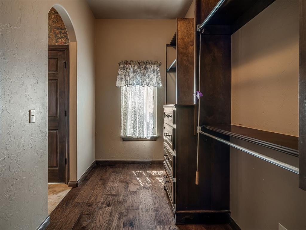 10925 San Lorenzo Drive