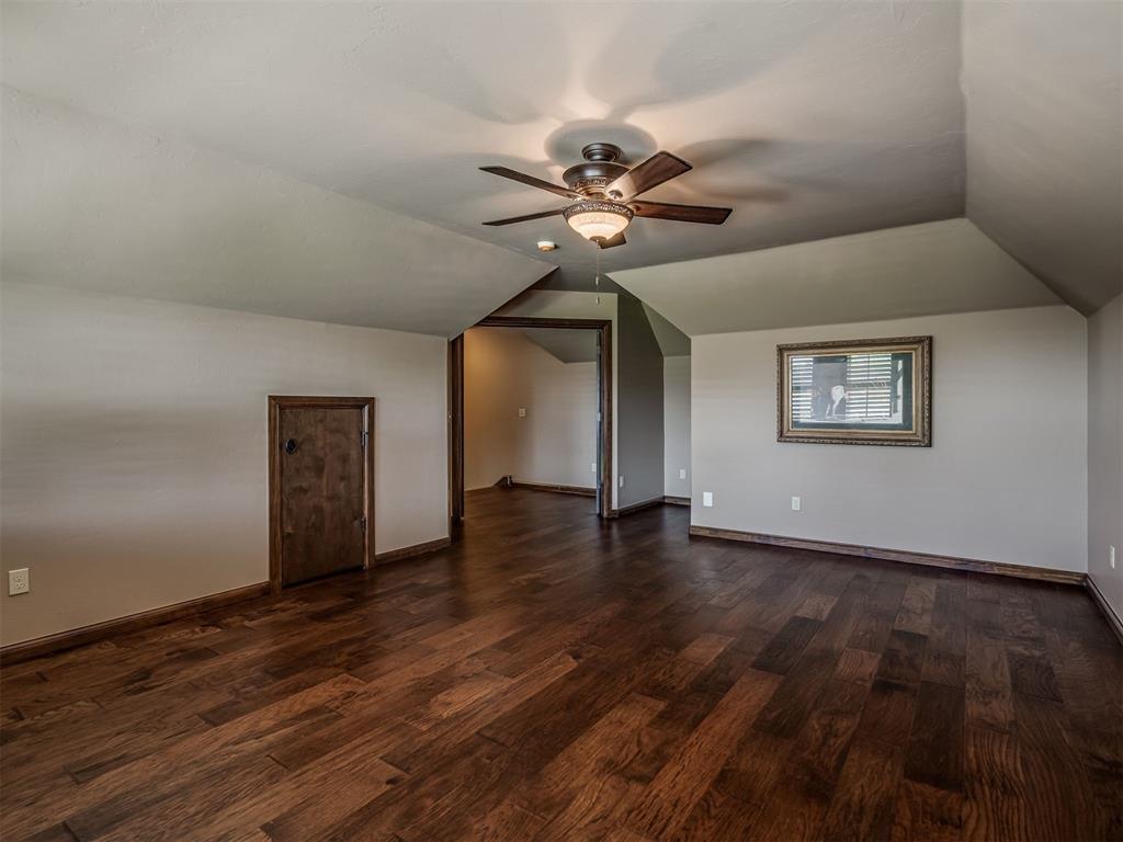 10925 San Lorenzo Drive