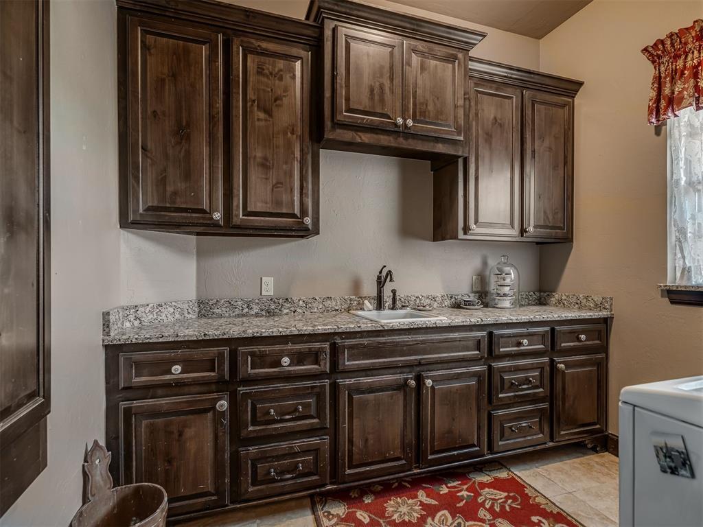 10925 San Lorenzo Drive