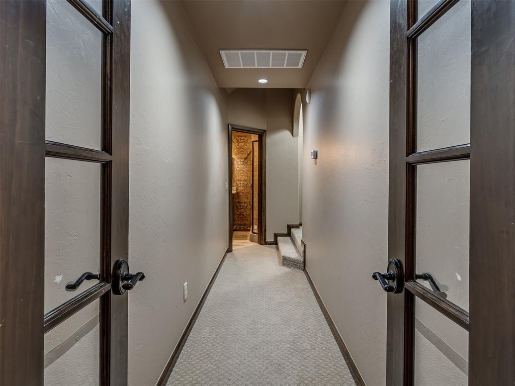 10925 San Lorenzo Drive