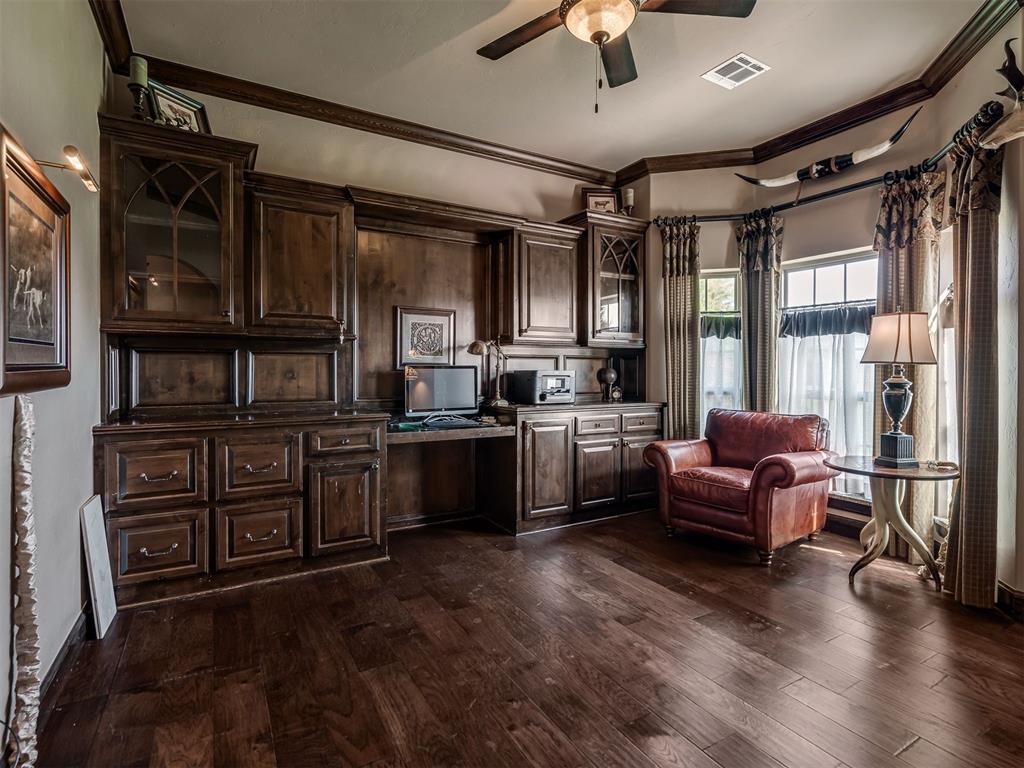 10925 San Lorenzo Drive