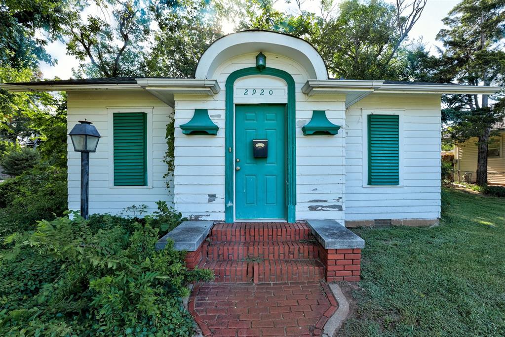 2920 N Harvey Parkway