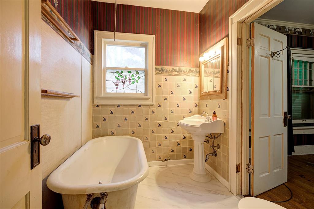 2920 N Harvey Parkway