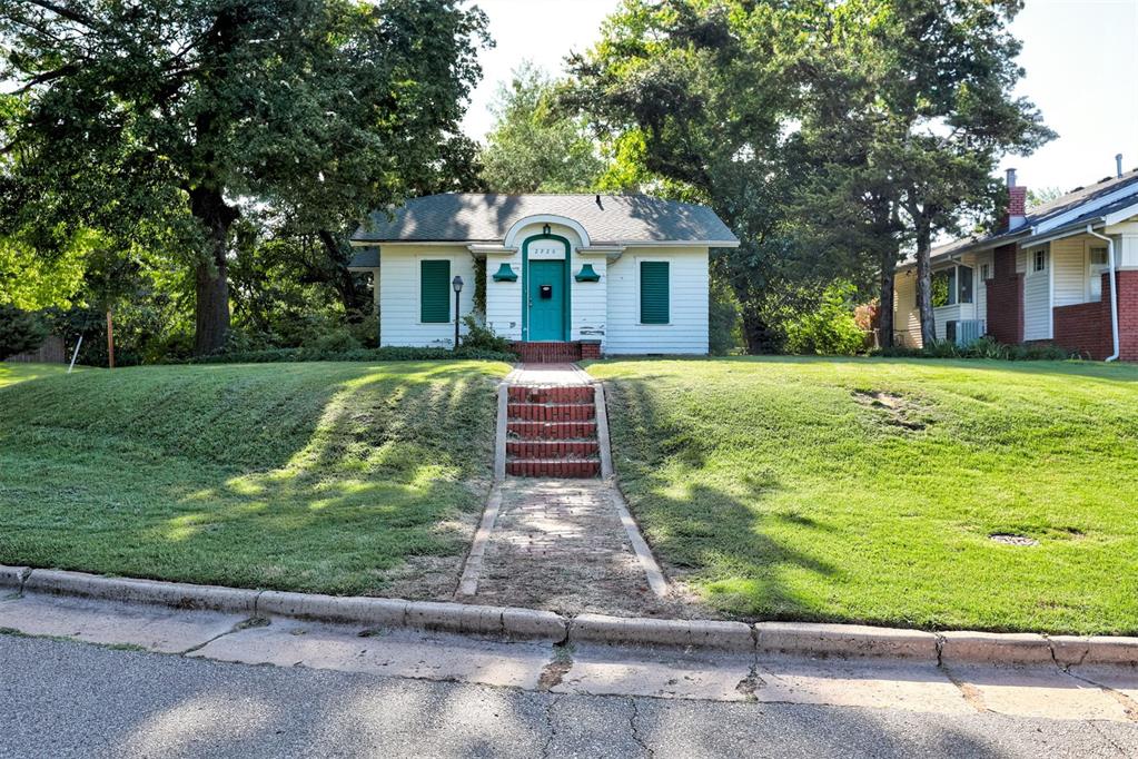 2920 N Harvey Parkway