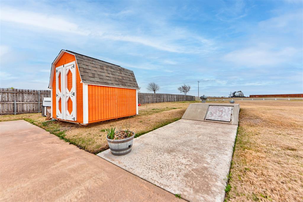 20500 Antler Farms Drive