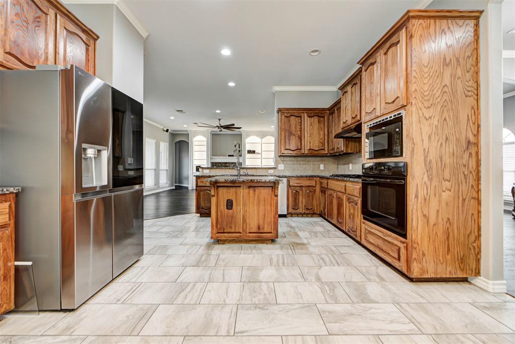 20500 Antler Farms Drive