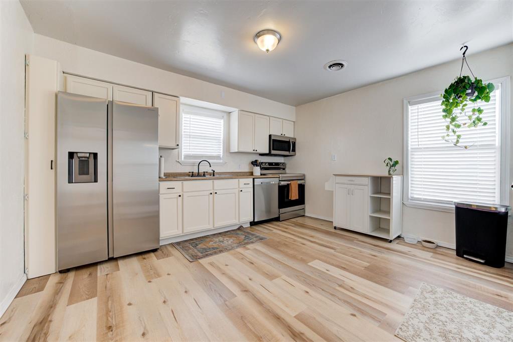 107 E Railroad Street