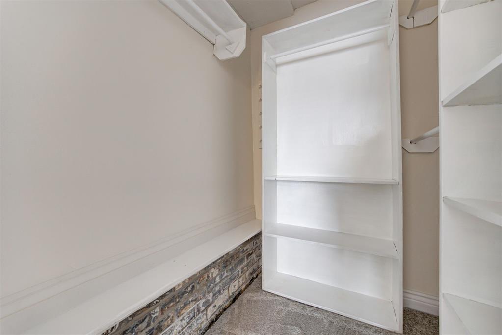 107 E Railroad Street