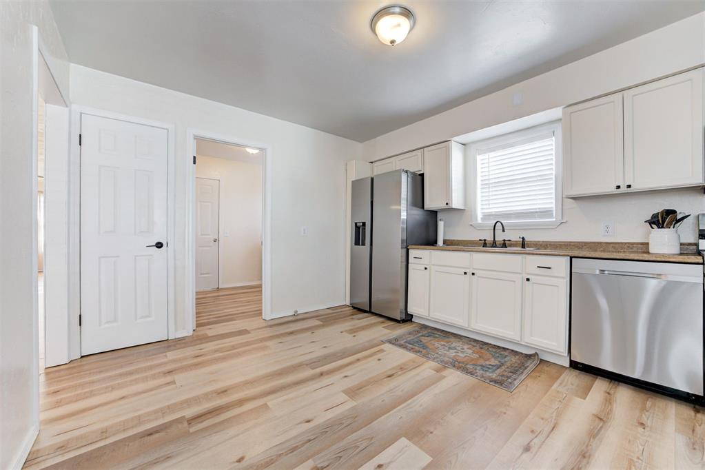 107 E Railroad Street