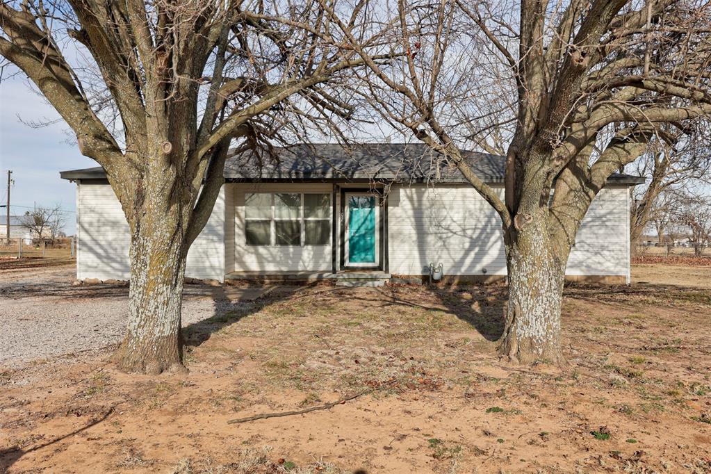 107 E Railroad Street