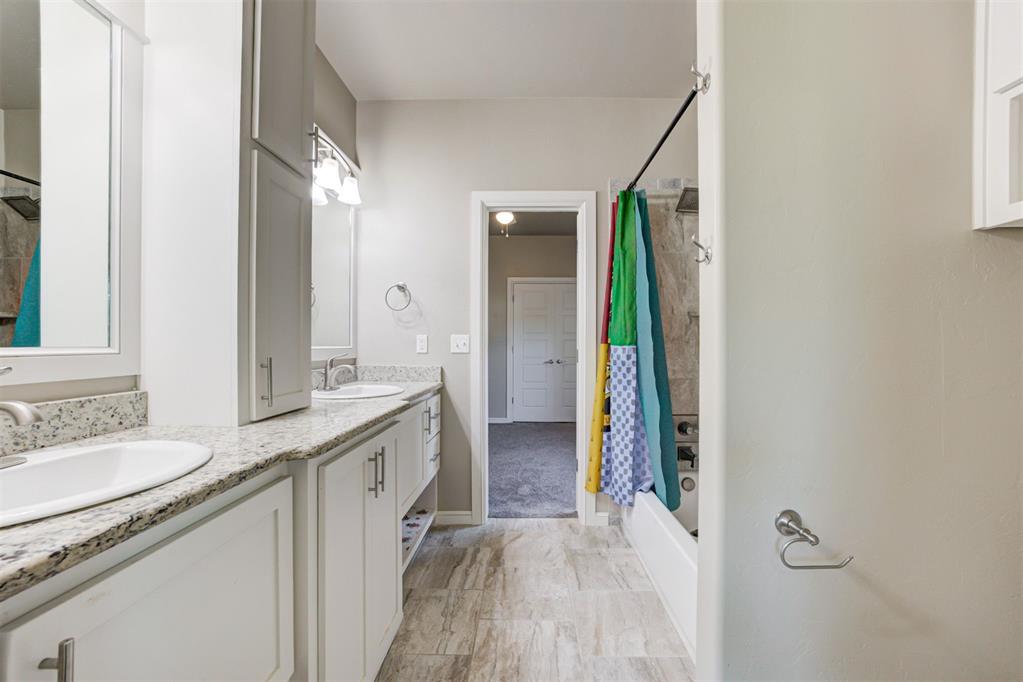 3008 Hunter Crest Drive