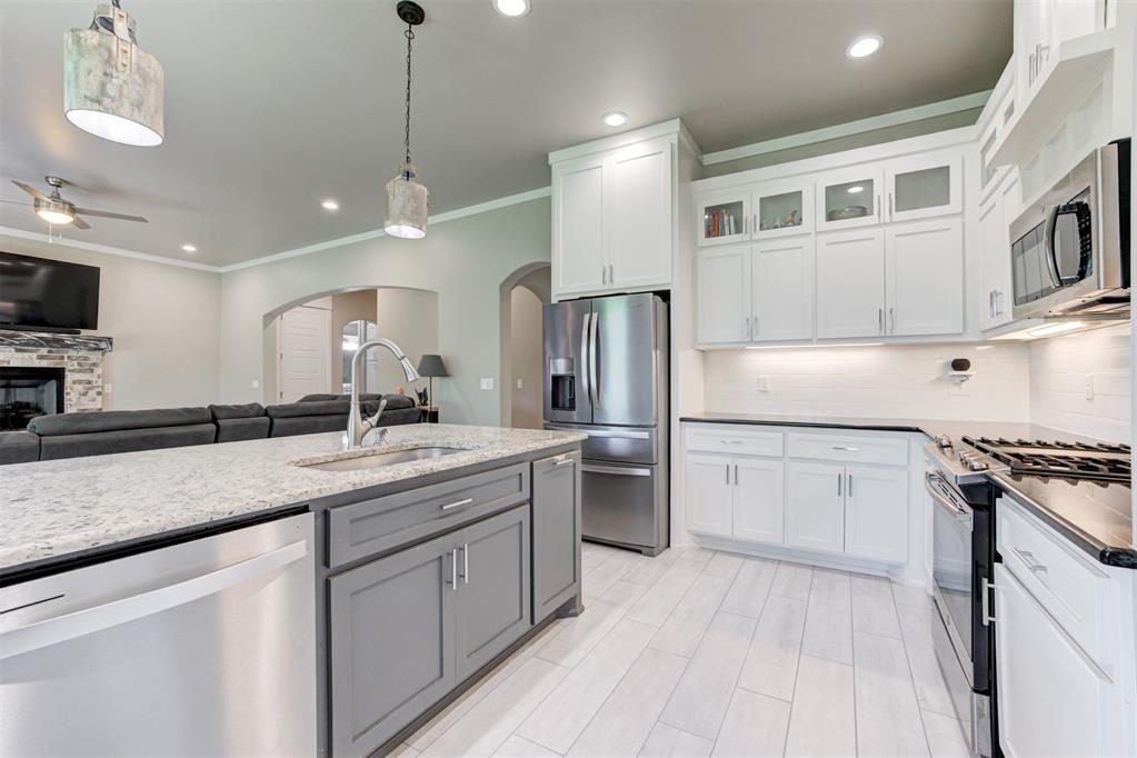 3008 Hunter Crest Drive