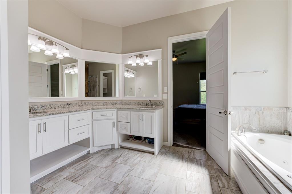 3008 Hunter Crest Drive