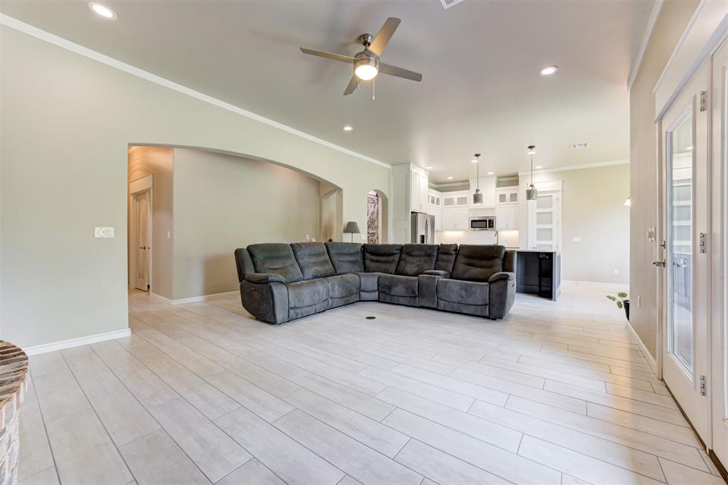 3008 Hunter Crest Drive