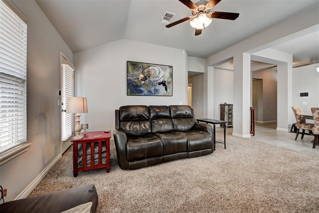 19112 Hecho Drive