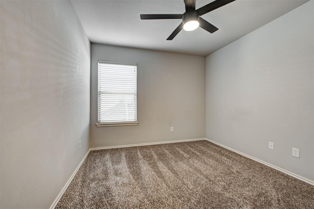 19112 Hecho Drive