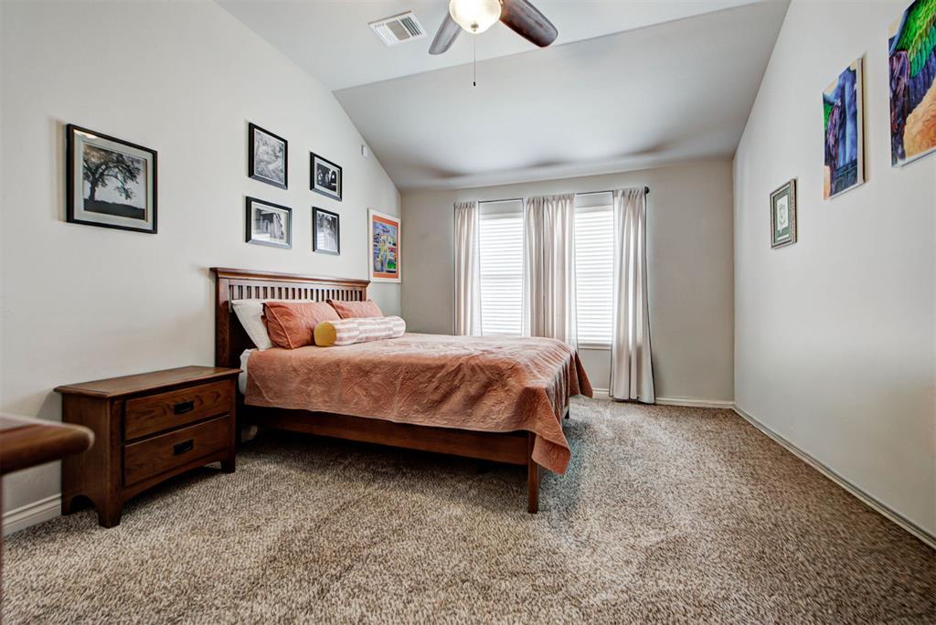 19112 Hecho Drive