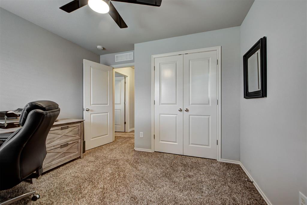19112 Hecho Drive