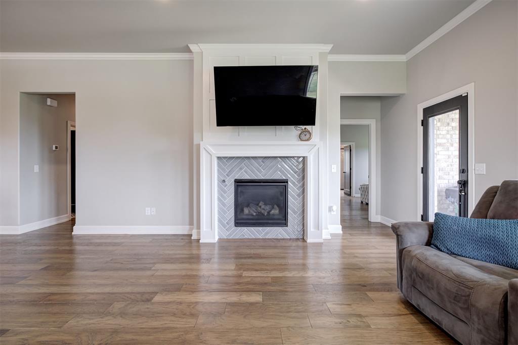 13501 Hickory Way