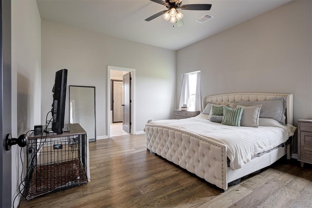 13501 Hickory Way