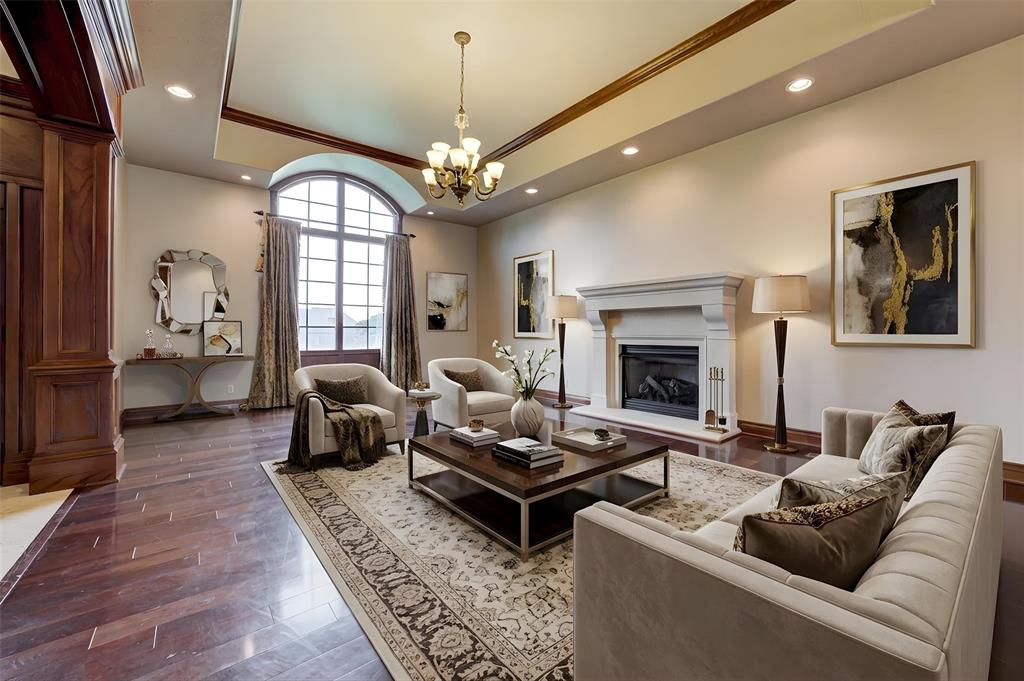 320 Lysbeth Court