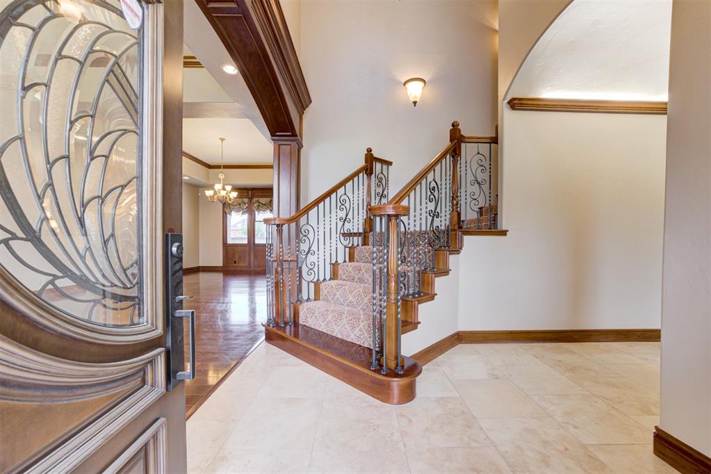 320 Lysbeth Court