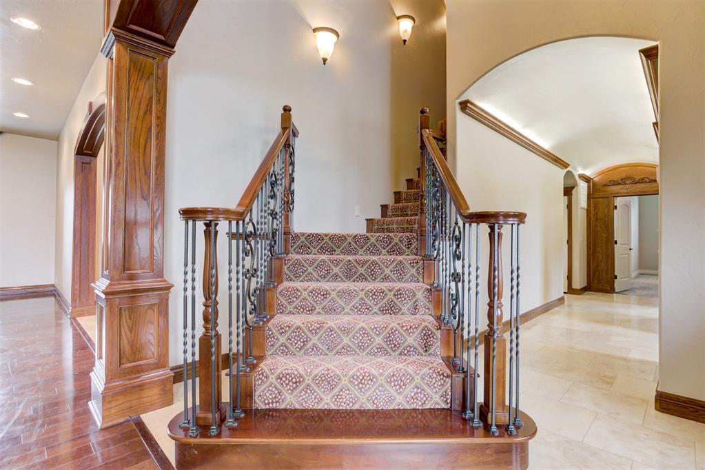 320 Lysbeth Court