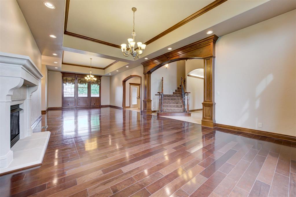 320 Lysbeth Court