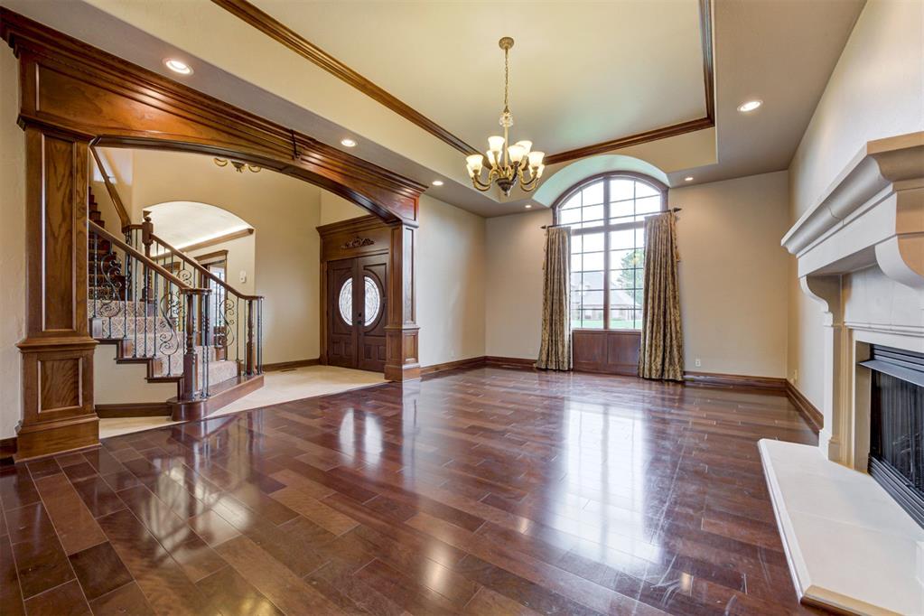 320 Lysbeth Court