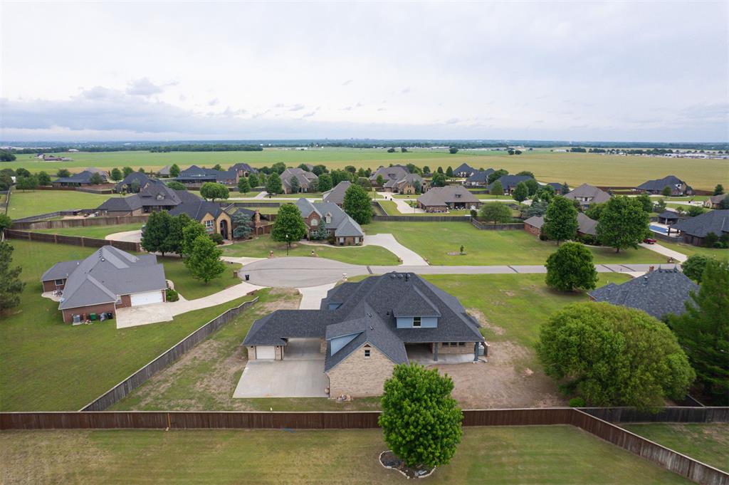 320 Lysbeth Court