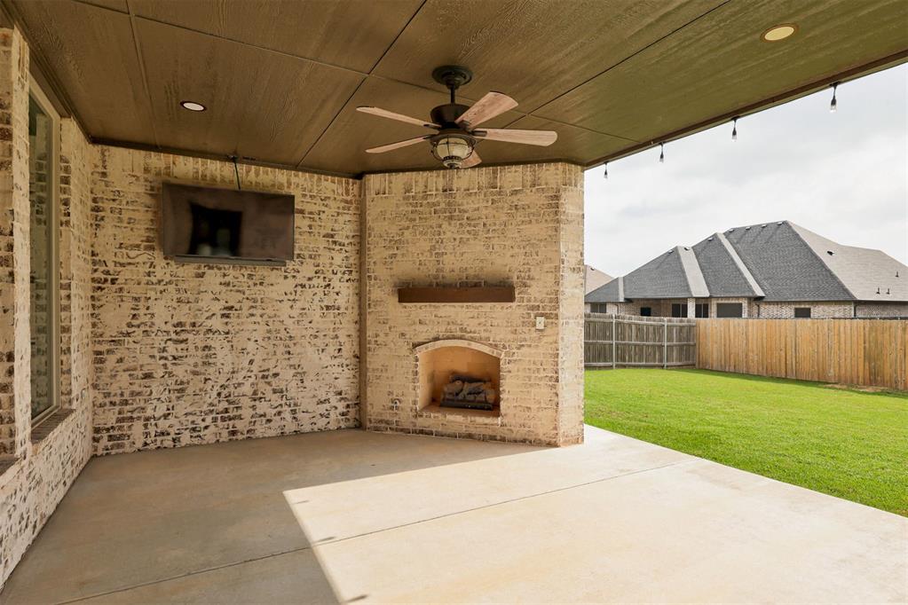 400 Bray Lane