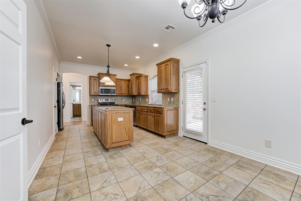 12205 Garden Court