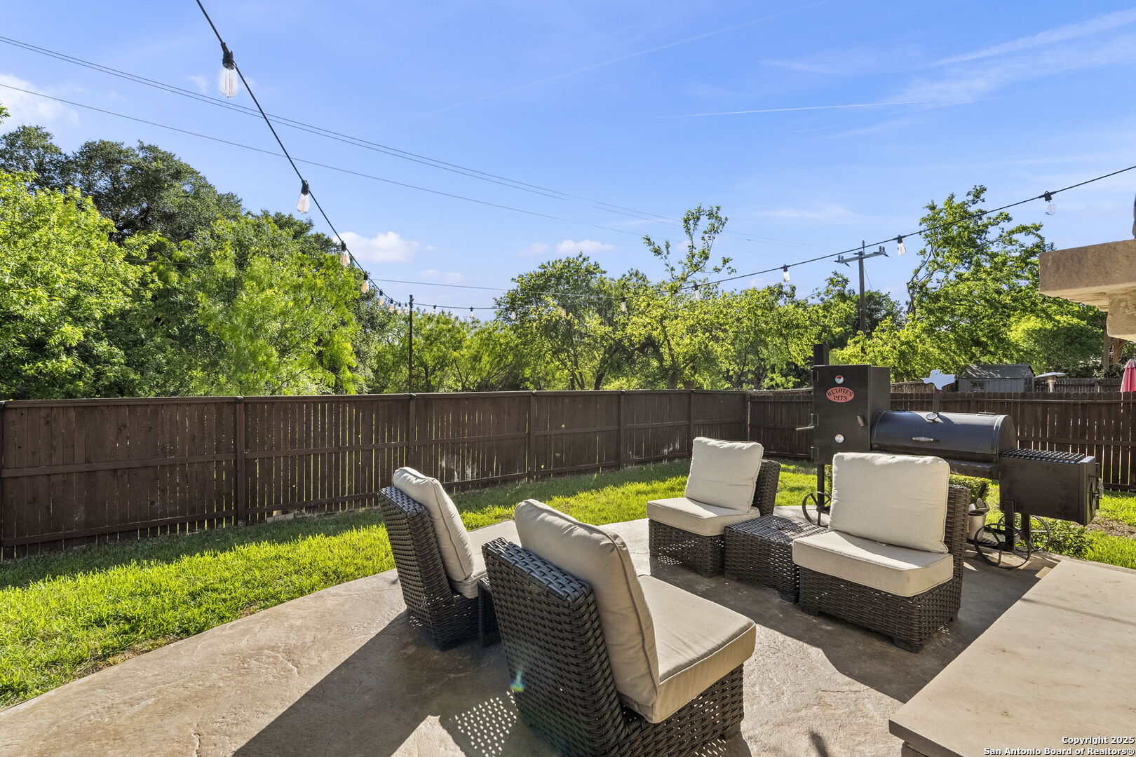 12130 White River