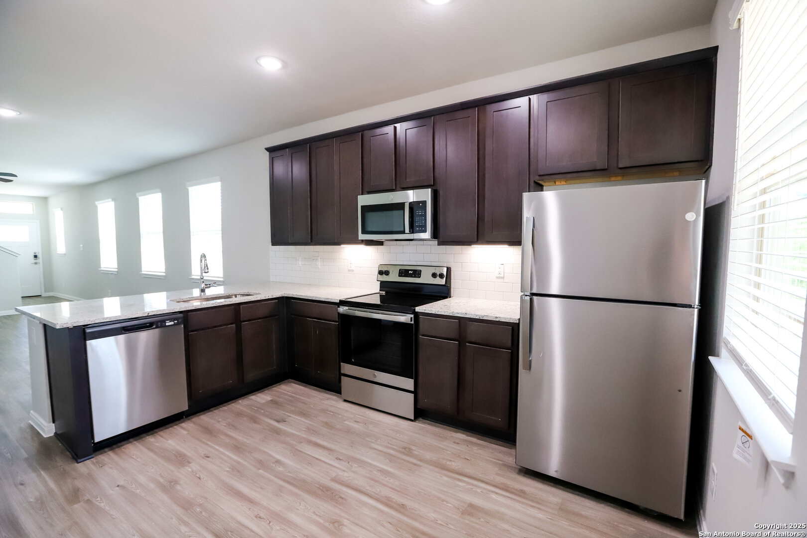 236/238 Joseph Cir