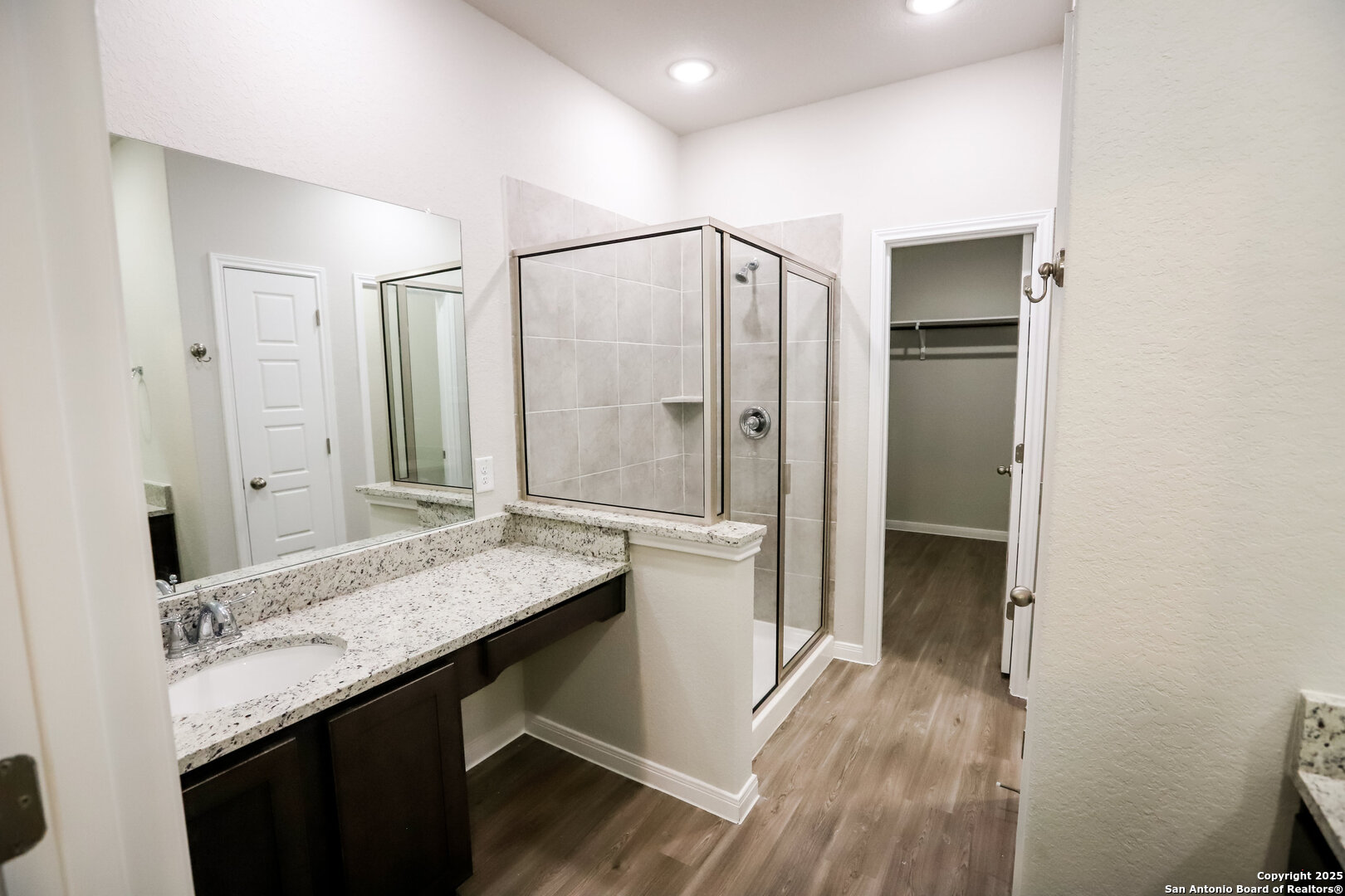 236/238 Joseph Cir