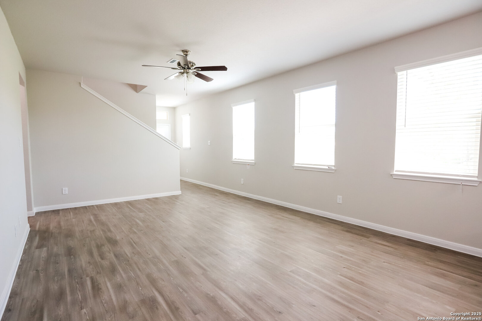 236/238 Joseph Cir