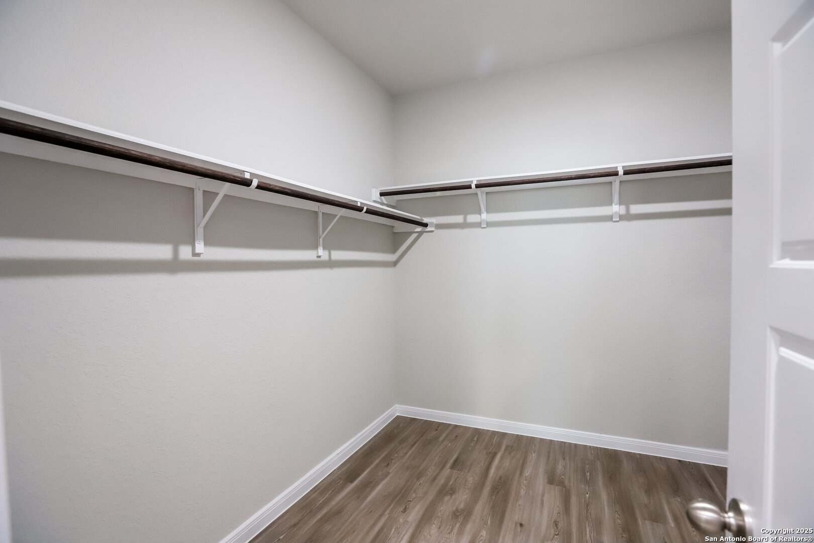 236/238 Joseph Cir