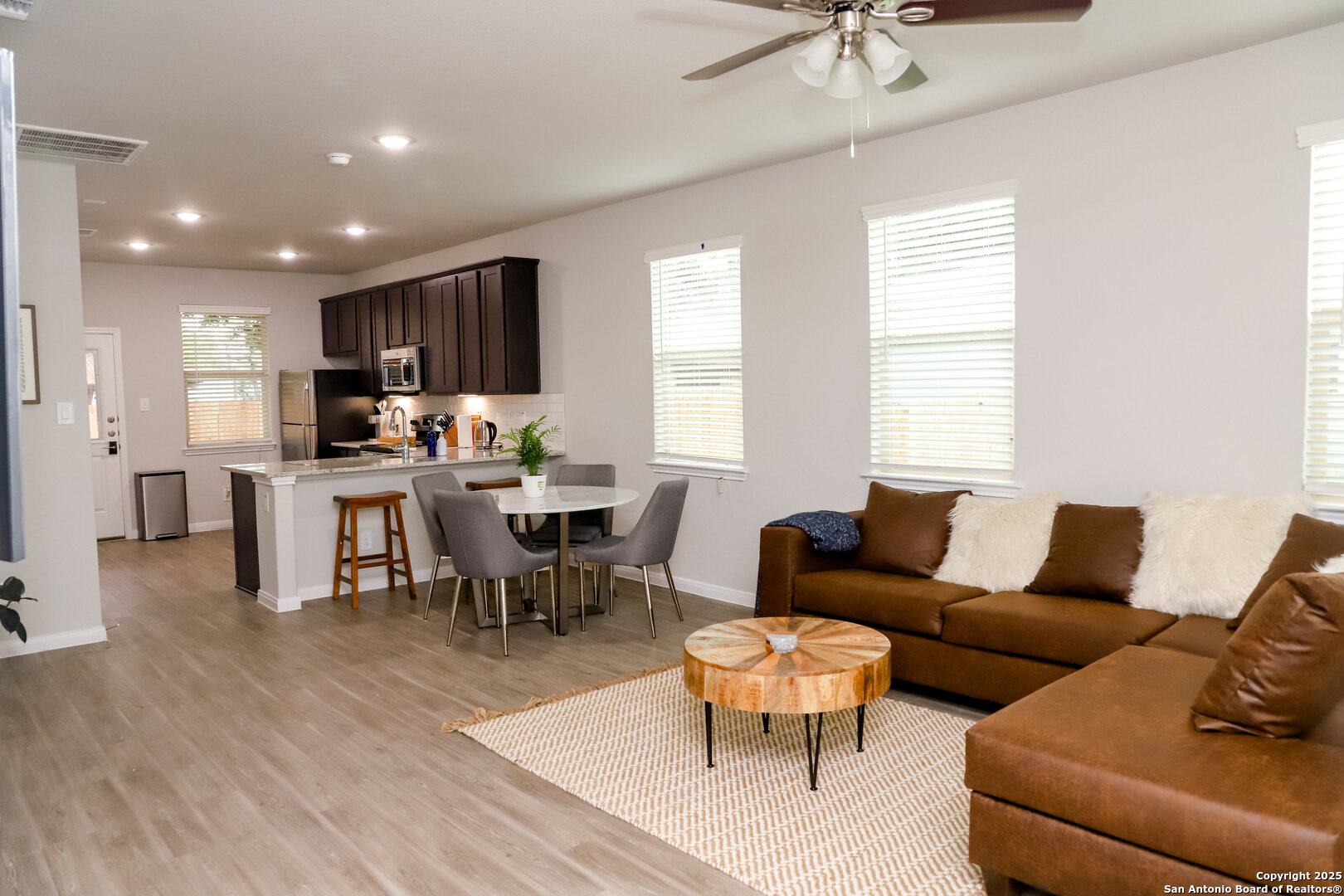 236/238 Joseph Cir