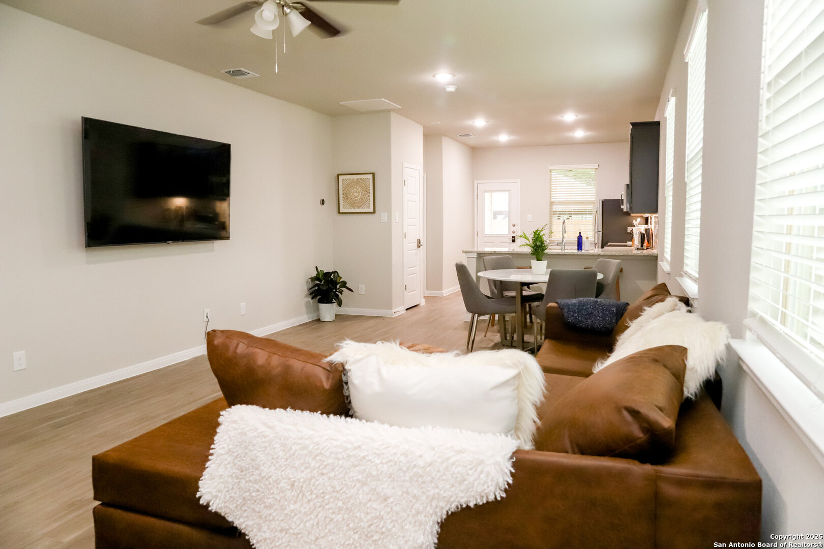 236/238 Joseph Cir