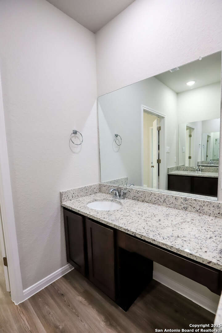 236/238 Joseph Cir