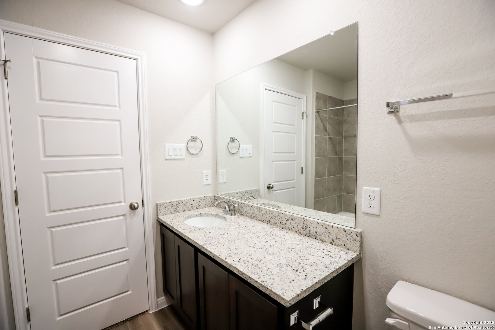 236/238 Joseph Cir